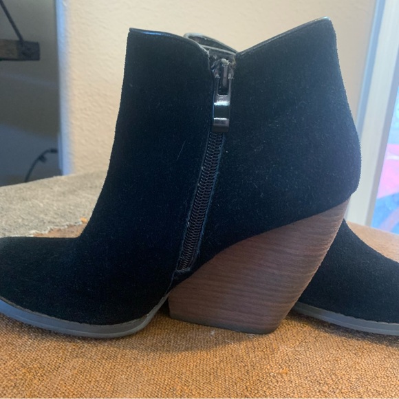 Very Volatile Black Suede Leather Bootie - Picture 5 of 8